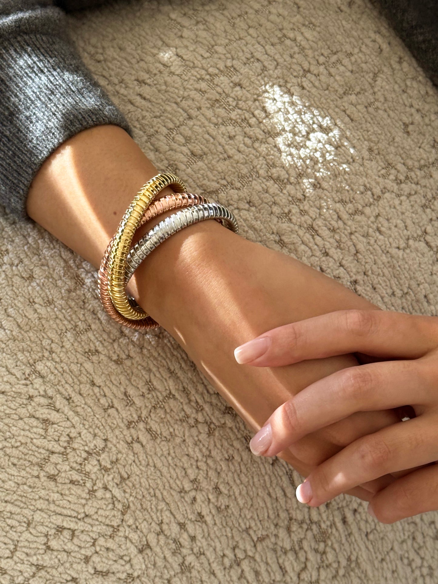 Trinity Rolling Tubogas Bracelet 8mm - Tricolour Gold