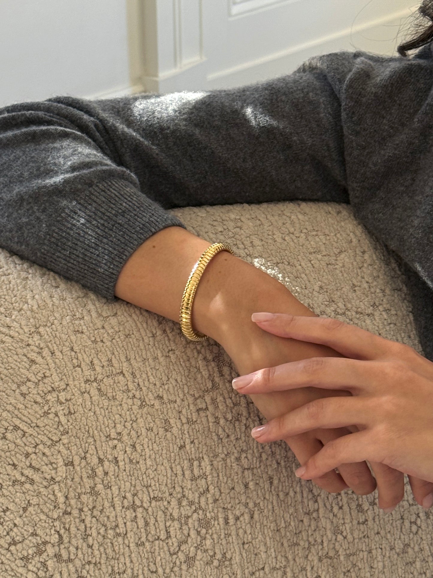 Domed Tubogas Cuff Bracelet 8mm - Yellow Gold