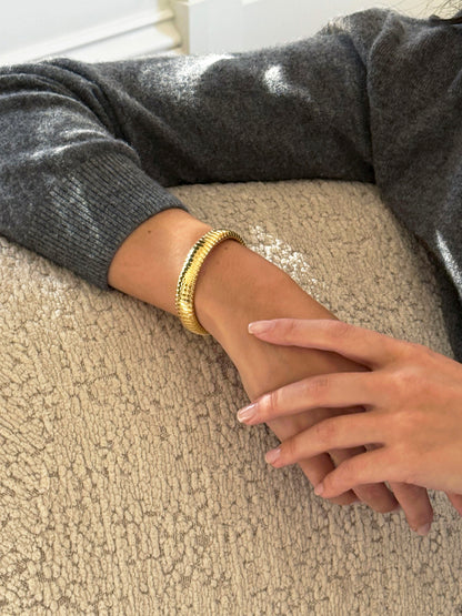 Domed Tubogas Cuff Bracelet 12mm - Yellow Gold