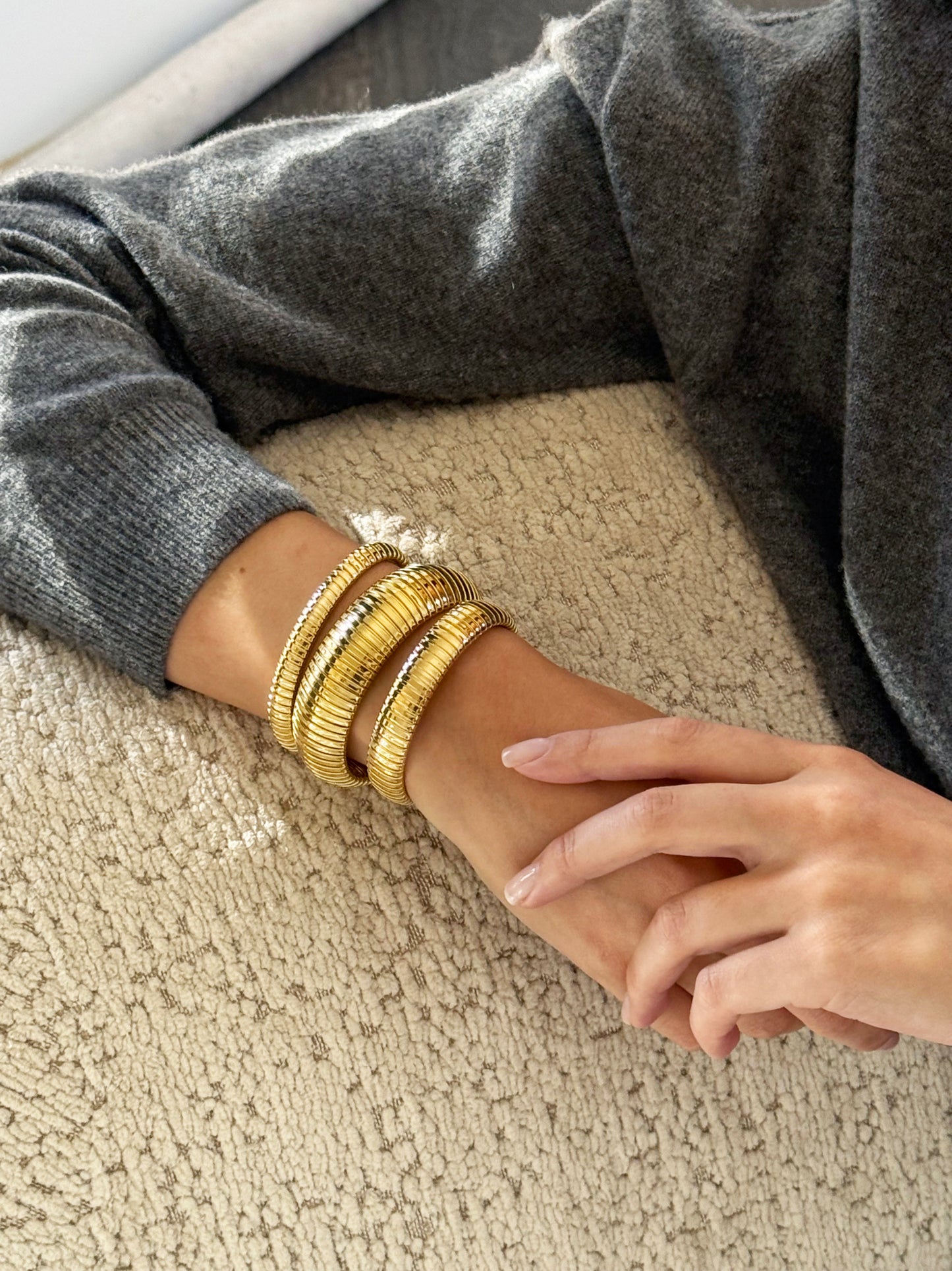Domed Tubogas Cuff Bracelet 12mm - Yellow Gold
